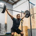 Cabang Olahraga Atletis Dalam Mengangkat Beban Atau Barbel