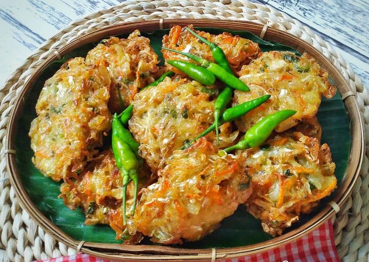 Jajanan Goreng Bakwan Atau Bala Bala Yang Sangat Di Sukai