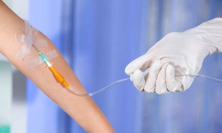 Tindakan Kecantikan Dengan Melakukan Suntik Putih