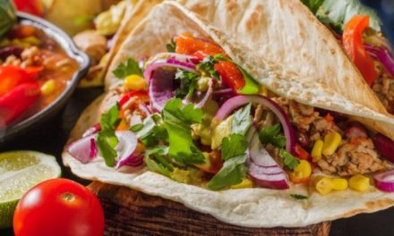 Kelezatan Kuliner Burrito Yang Di Lapisi Tepung Serta Isiannya