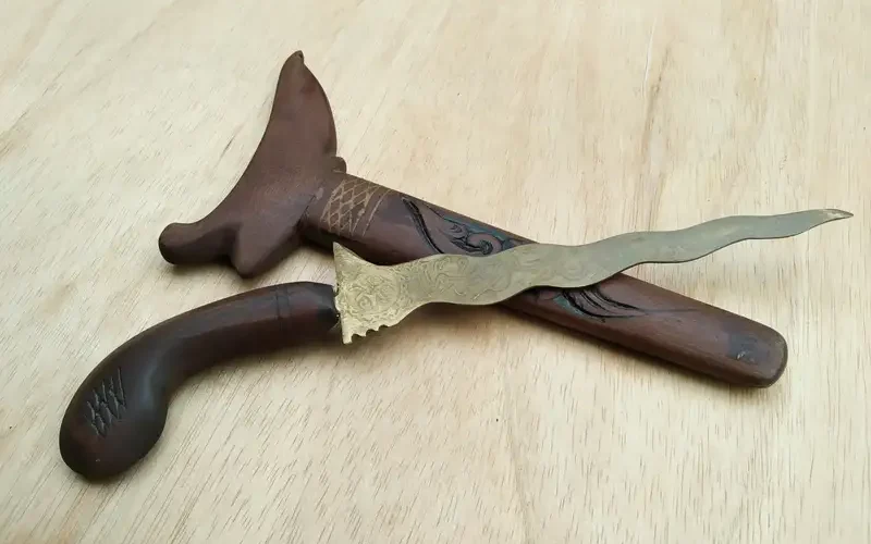 Benda Tradisional Dari Indonesia Senjata Keris