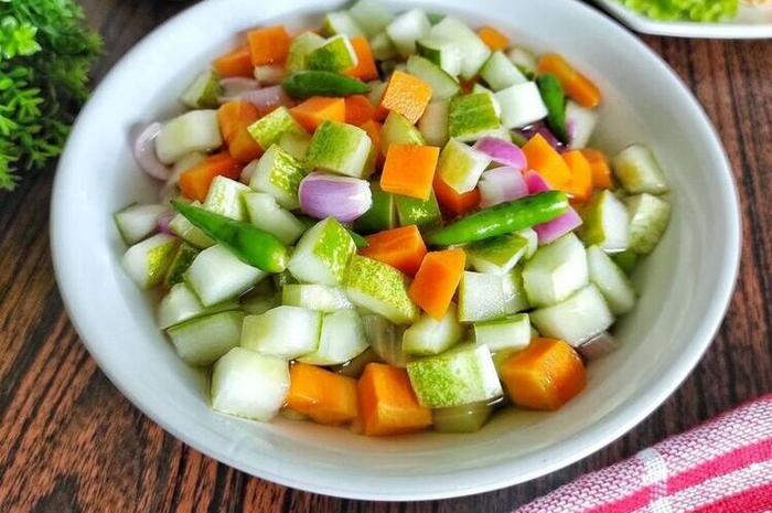 Makanan Pelengkap Acar Cocok Di Beberapa Hidangan