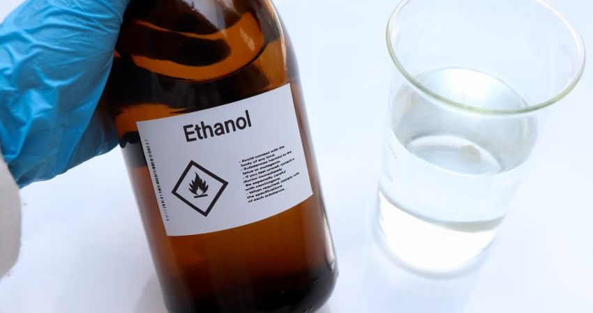 Suatu Zat Kimia Yang Terdapat Pada Alkohol