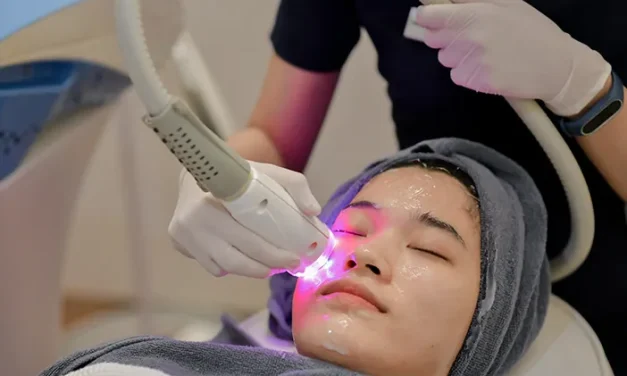 Proses Mempermak Wajah Dengan Laser Kecantikan