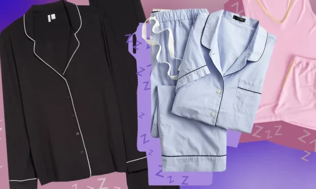 Pemakaian Pakaian Tidur Atau Baju Piyama