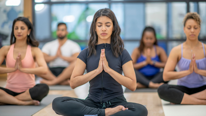 Kegiatan Senam Yoga Memiliki Beberapa Manfaat Kesehatan
