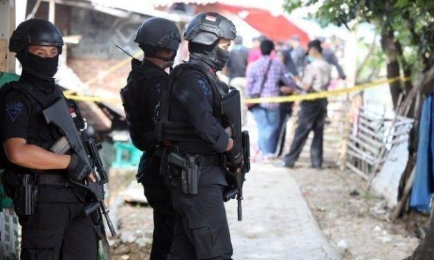 Sekelompok Orang Teroris Yang Sangat Membahayakan