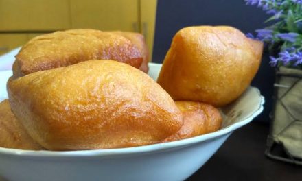 Adonan Roti Goreng Odading Dengan Beberapa Rasa