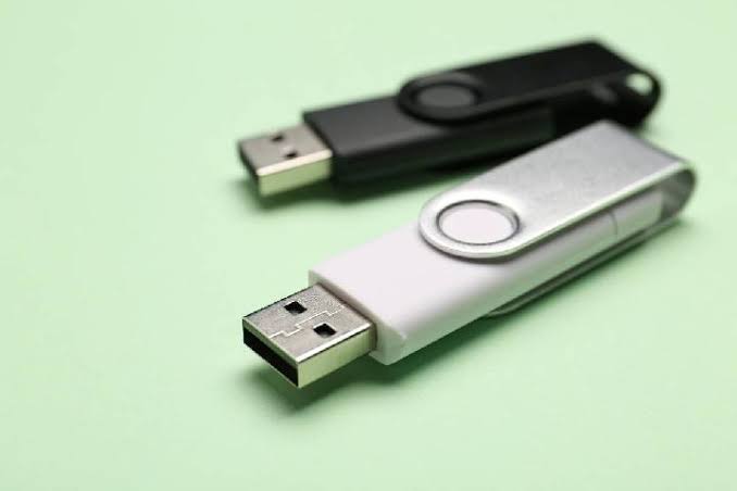 Penyimpanan Portabel Data Pada Sebuah Perangkat Flashdisk