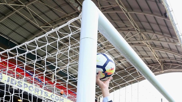 Kelengkapan Olahraga Yaitu Salah Satung Tiang Gawang
