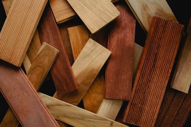 Bahan Alami Kayu Dengan Beberapa Penggunaan