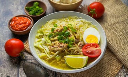 Makanan Dari Indonesia Yang Populer Sebuah Soto