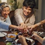 Kegiatan Positif Sahur Dalam Menunaikan Makan Dan Minum