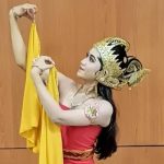 Seorang Kelompok Penari Yang Memiliki Teknik