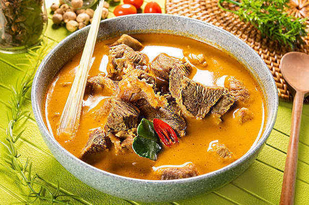 Masakan Indonesia Kuah Gulai Dengan Rempah