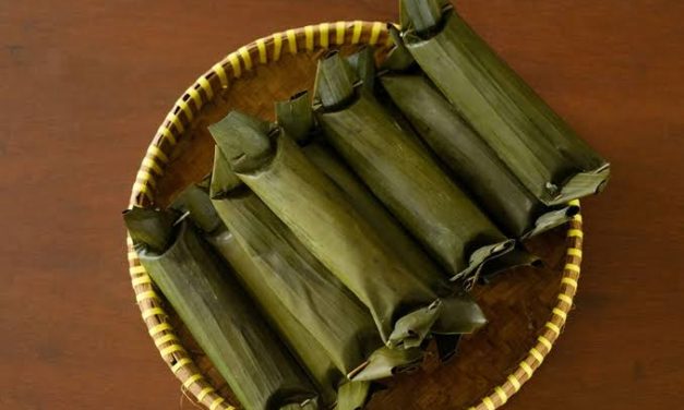 Makanan Lonjong Lontong Hidangan Tradisional Indonesia