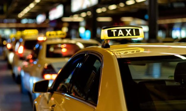 Transportasi Mewah Umum Taksi Untuk Di Jalanan