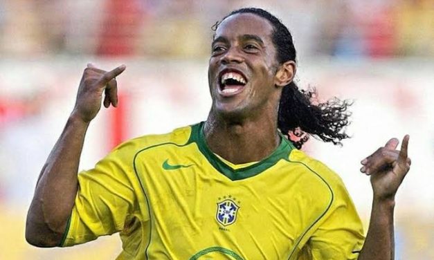 Pesepakbola Legenda Ronaldinho Dengan Skill Kelincahannya