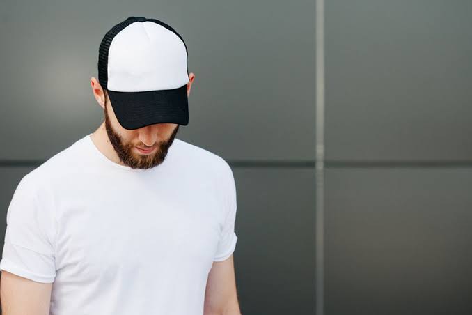Benda Aksesoris Kepala Yang Trend Sebuah Topi