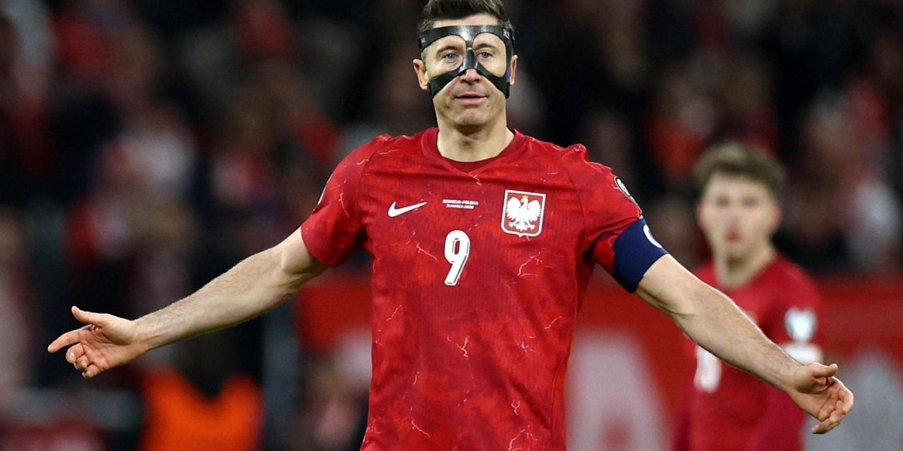 Seorang Pemain Bola Dari Polandia Lewandowski