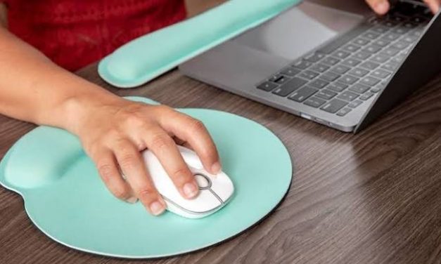 Sebuah Perlengkapan Mousepad Yang Cukup Canggih