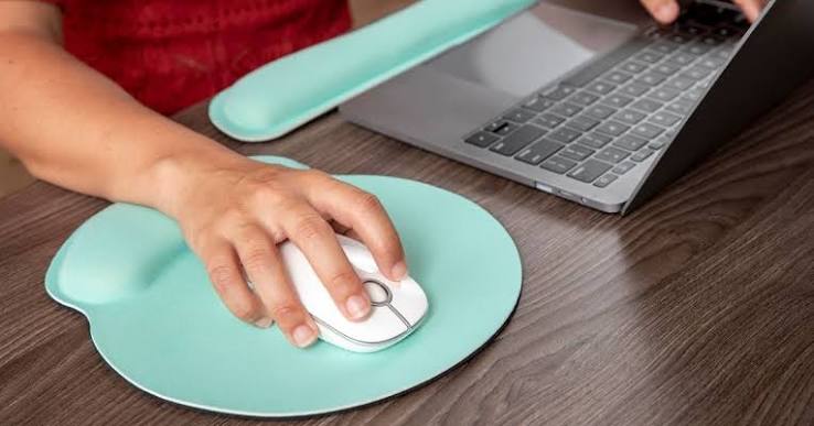 Sebuah Perlengkapan Mousepad Yang Cukup Canggih