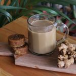 Seseorang Minuman Bajigur Dengan Beberapa Manfaatnya